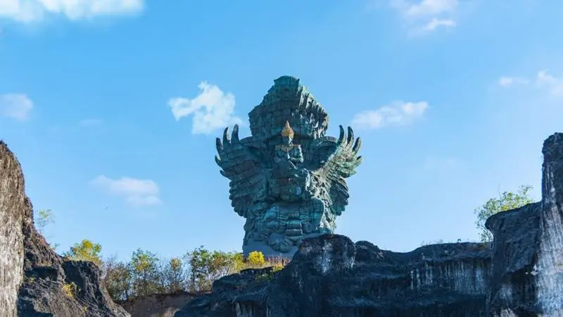 Garuda Wisnu Kencana statue towering over Bali