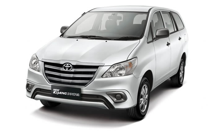 innova-car-hire-bali